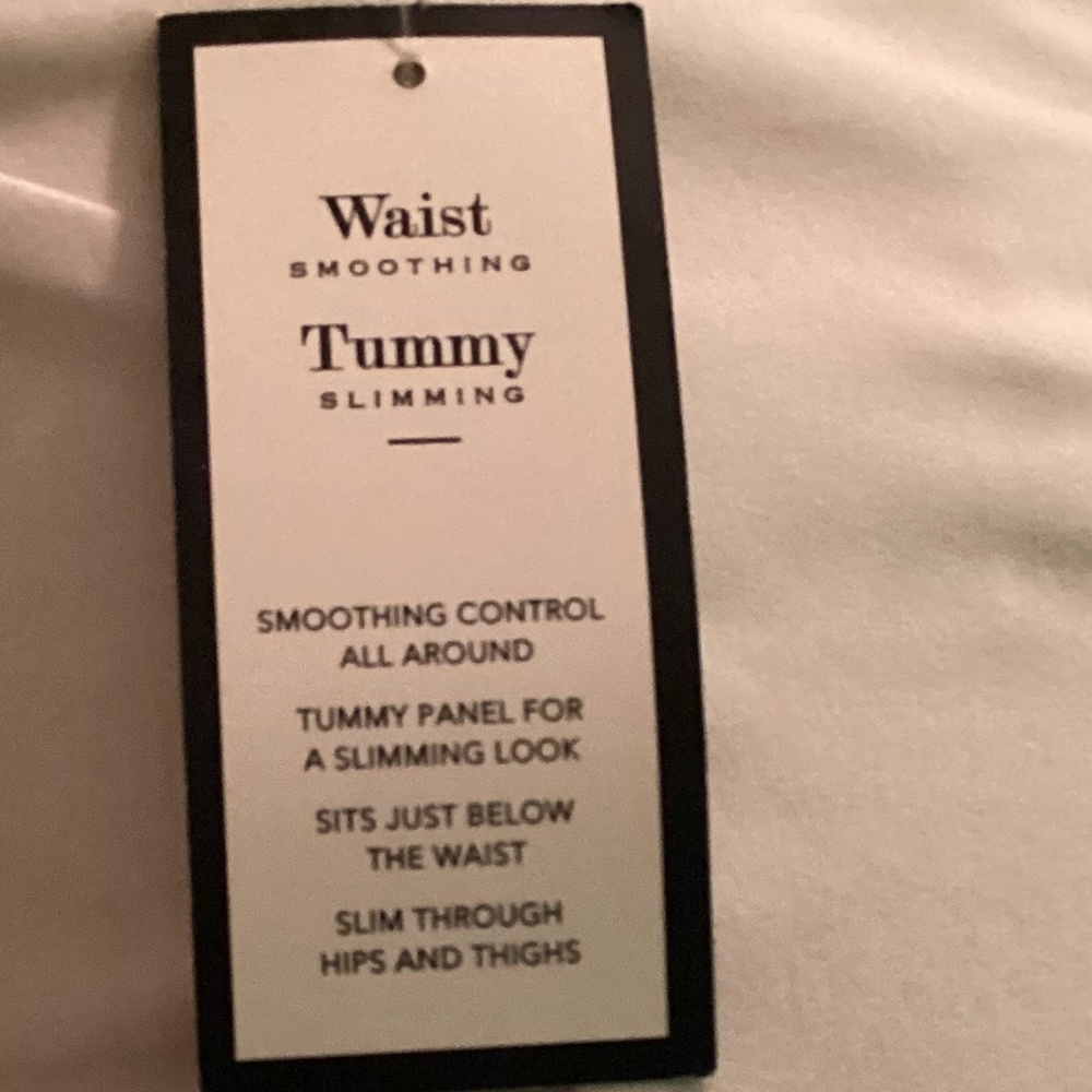 CHARTER CLUB white size 8 skinny leg smoothing waist pants. - Picture 10 of 11